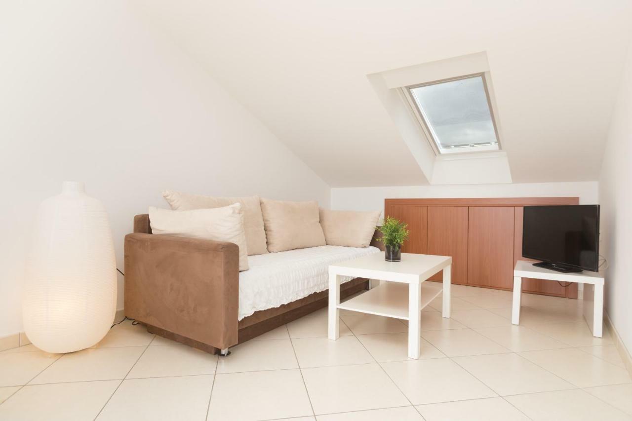 Alpeza Apartments Bol Zewnętrze zdjęcie